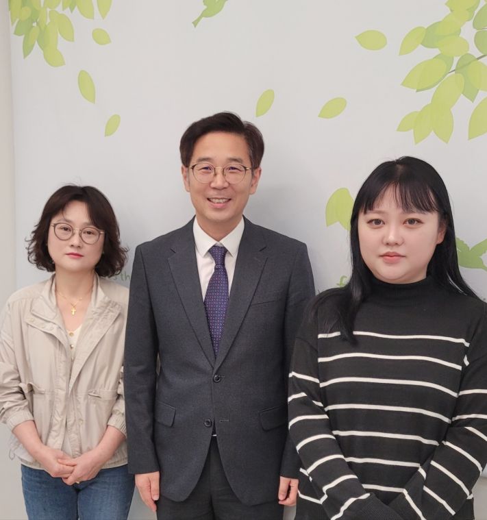 박현정b.jpg